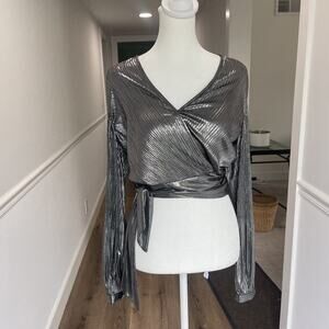 Metallic Wrap Long-Sleeve Blouse Top Size Small Crop Event Slinky Shimmer Grey